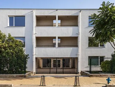 малена сарафово