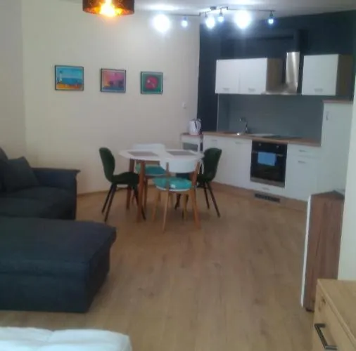 малена сарафово Апартамент