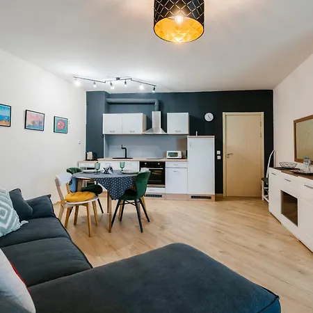 малена сарафово Apartman Burgasz