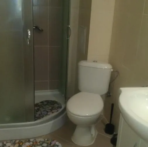 малена сарафово Apartamento